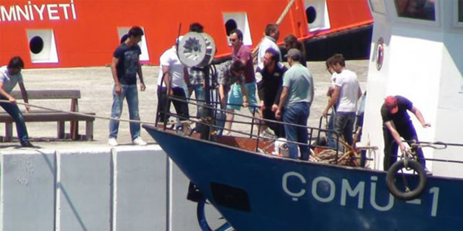 comu2-001.jpg comu2-001.jpg