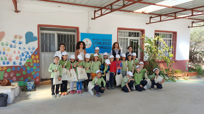 d-marin-kids-ve-turmepa-egitimleriyle-600-cocuga-denizlerin-onemi-anlatildi_5.jpg d-marin-kids-ve-turmepa-egitimleriyle-600-cocuga-denizlerin-onemi-anlatildi_5.jpg