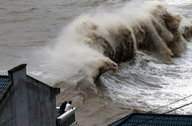 dalga4.jpg dalga4.jpg