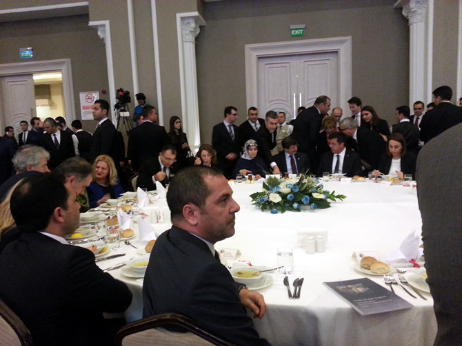 davutoglu_izmir.jpg davutoglu_izmir.jpg