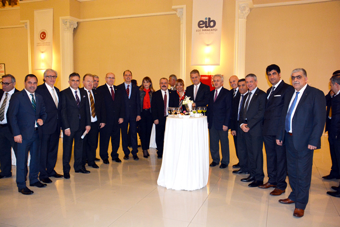 davutoglu_izmir1.jpg davutoglu_izmir1.jpg