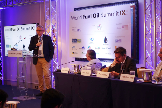 deniz_eraydin_1.jpg deniz_eraydin_1.jpg