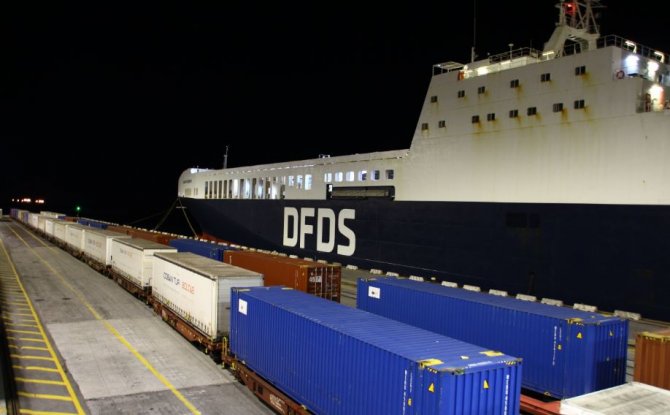 dfds-001.jpg