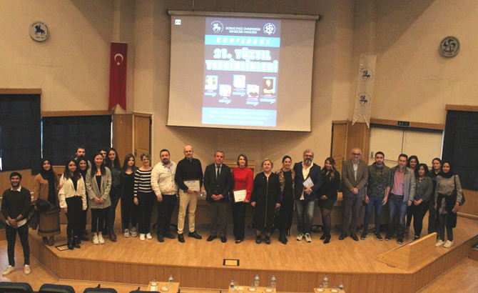 dokuz_eylul_univesitesi_konferans_5.jpg