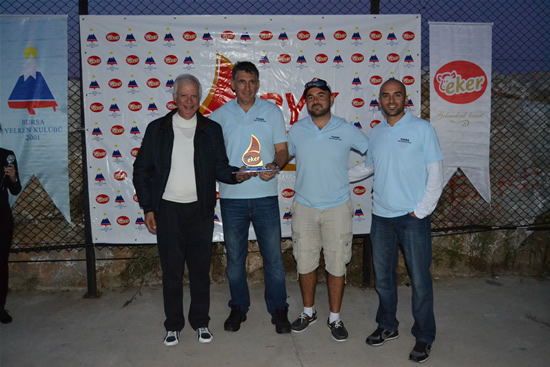 eker-byk-trofesi---cumhuriyet-kupasi.jpg eker-byk-trofesi---cumhuriyet-kupasi.jpg