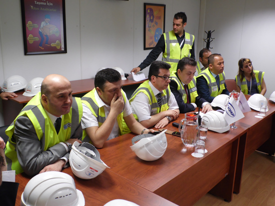 evyaport1.jpg evyaport1.jpg