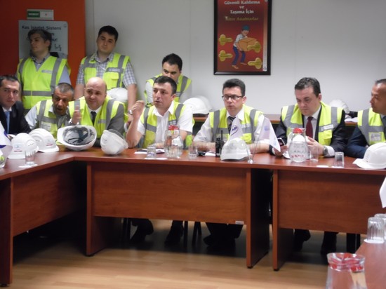 evyaport12.jpg evyaport12.jpg