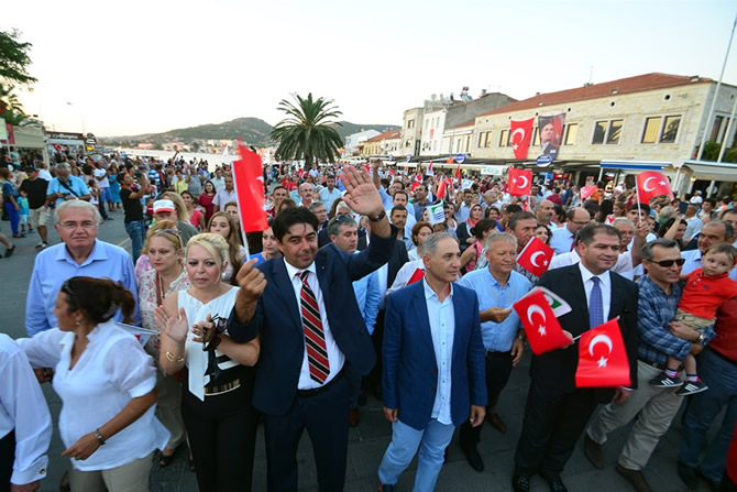 festival3.jpg festival3.jpg