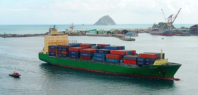 first-ship-lease,-fsl-busan-gemisini-satt_3.jpg