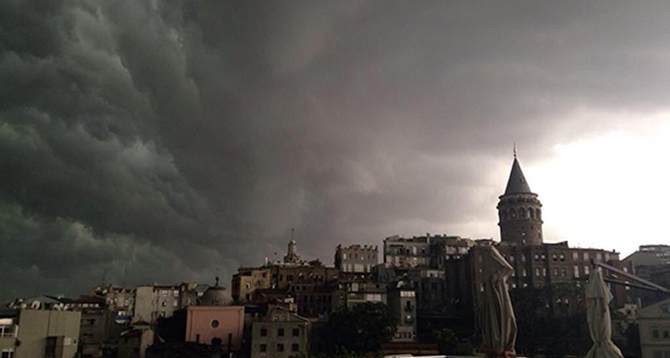 firtinaistanbul.jpg firtinaistanbul.jpg