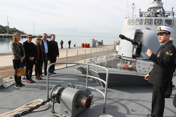 foca-004.jpg foca-004.jpg