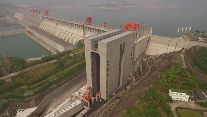 gemi_asansoru_1.jpg gemi_asansoru_1.jpg