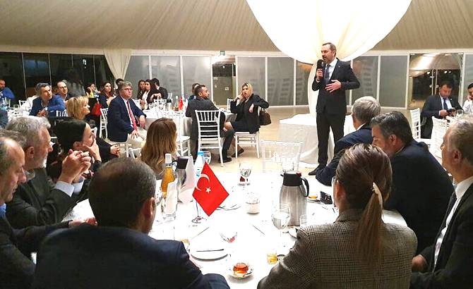 gemi_brokerleri_dernegi_iftar_4.jpg