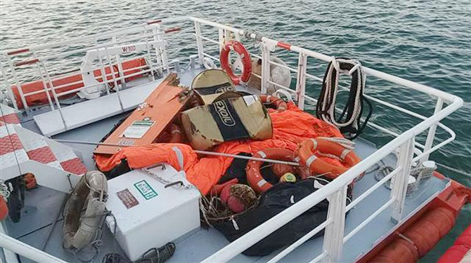 gemiden_cikan_malzemeler_.jpg gemiden_cikan_malzemeler_.jpg