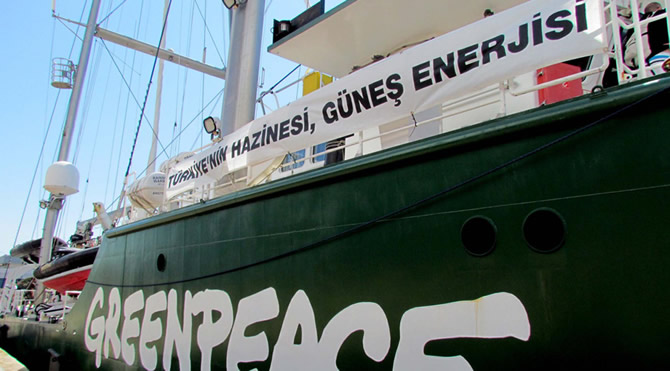 greenpeace_gemisi_rainbow_warrior_1.jpg greenpeace_gemisi_rainbow_warrior_1.jpg