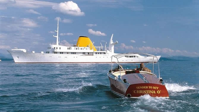 holywood_yat2.jpg holywood_yat2.jpg