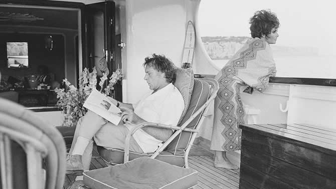 holywood_yat3.jpg holywood_yat3.jpg