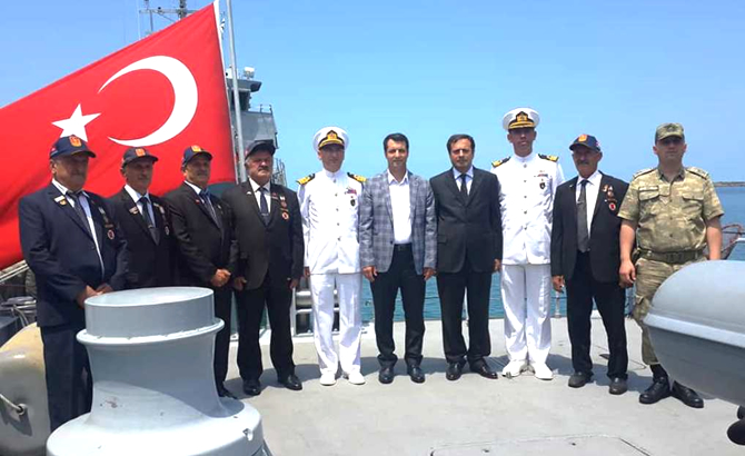 hopaportu_askeri_gemiler_ziyaret_etti_4.jpg