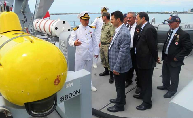 hopaportu_askeri_gemiler_ziyaret_etti_6.jpg