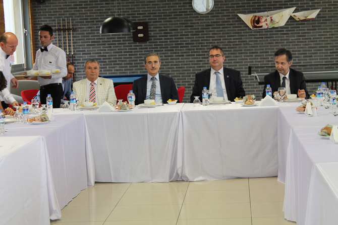 ic-2-t.jpg ic-2-t.jpg