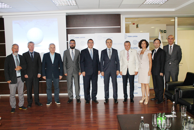 ic-3-t.jpg ic-3-t.jpg