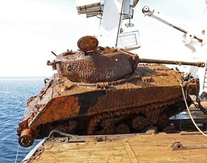 ic1-002.jpg ic1-002.jpg