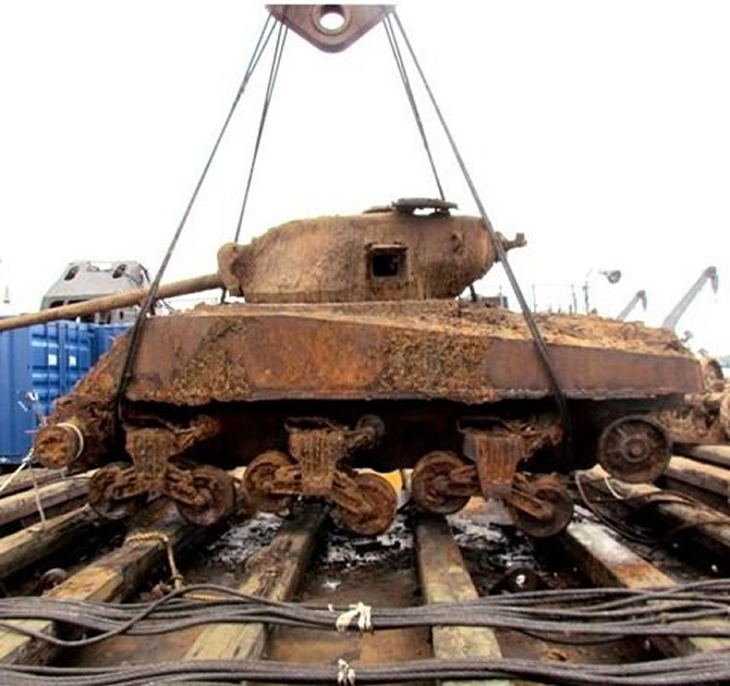 ic5-001.jpg ic5-001.jpg