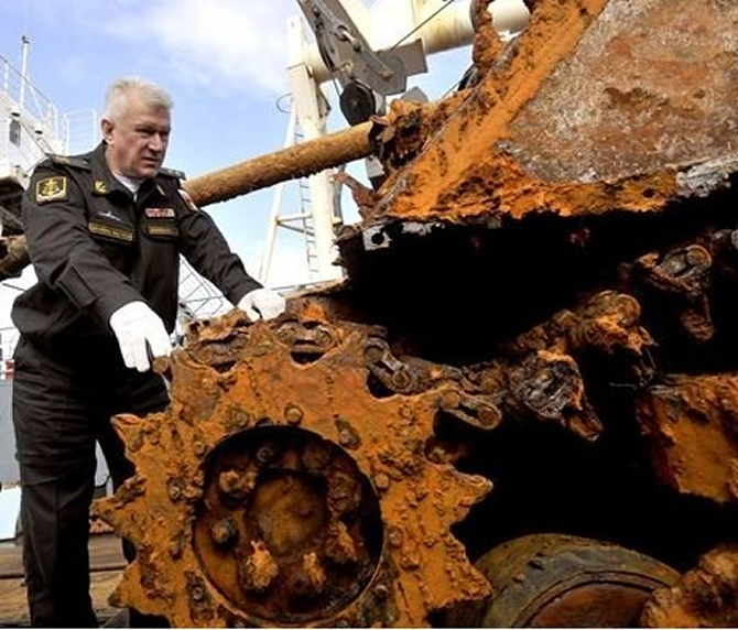 ic6-001.jpg ic6-001.jpg