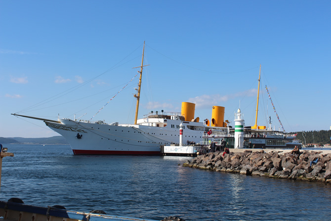 img_2350.jpg img_2350.jpg