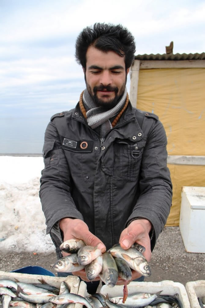 inci-kefaline-nazik-golu-baligi-darbesi1.jpg inci-kefaline-nazik-golu-baligi-darbesi1.jpg