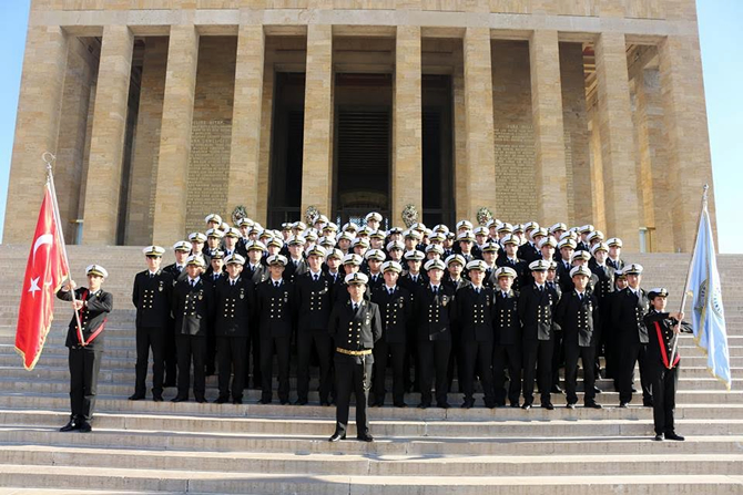 itu12-001.jpg itu12-001.jpg