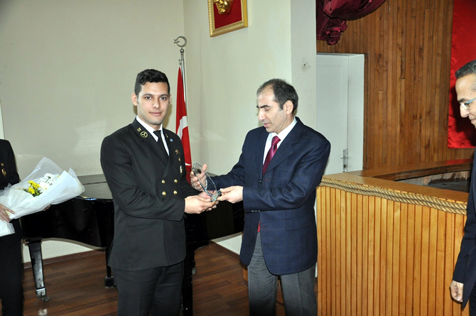 itu_arkas3.jpg itu_arkas3.jpg