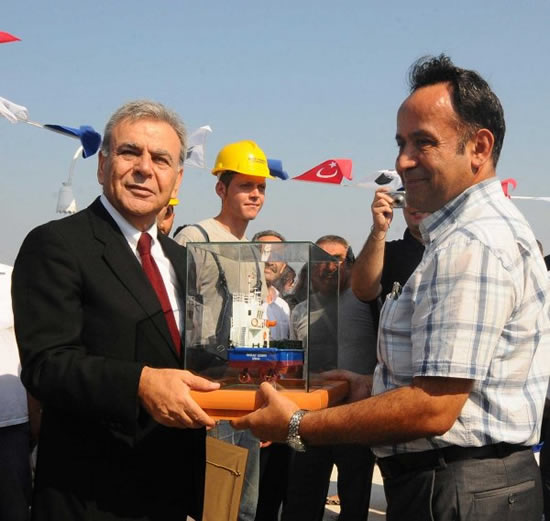 izmir4.jpg izmir4.jpg