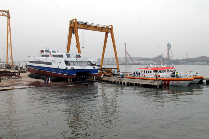 izmir_feribot2.jpg izmir_feribot2.jpg