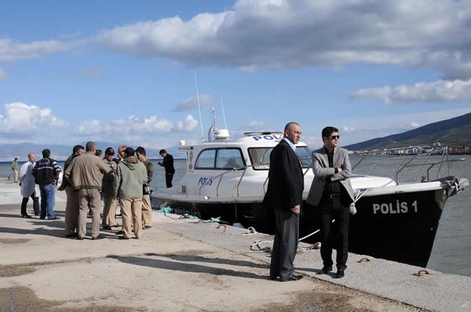 izmir_tekne.jpg izmir_tekne.jpg