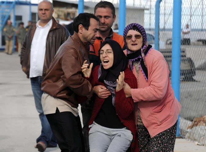 izmir_tekne2.jpg izmir_tekne2.jpg