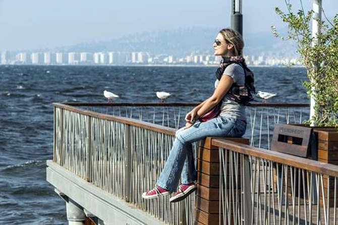 izmir_yeni_iskele3.jpg izmir_yeni_iskele3.jpg