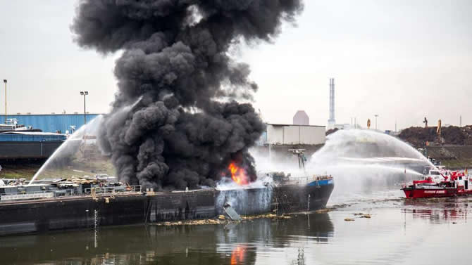 julius_rutgers_4.jpg julius_rutgers_4.jpg