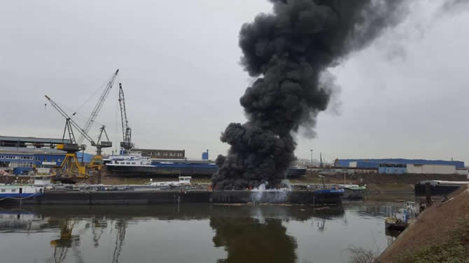 julius_rutgers_5.jpg julius_rutgers_5.jpg