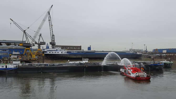 julius_rutgers_6.jpg julius_rutgers_6.jpg