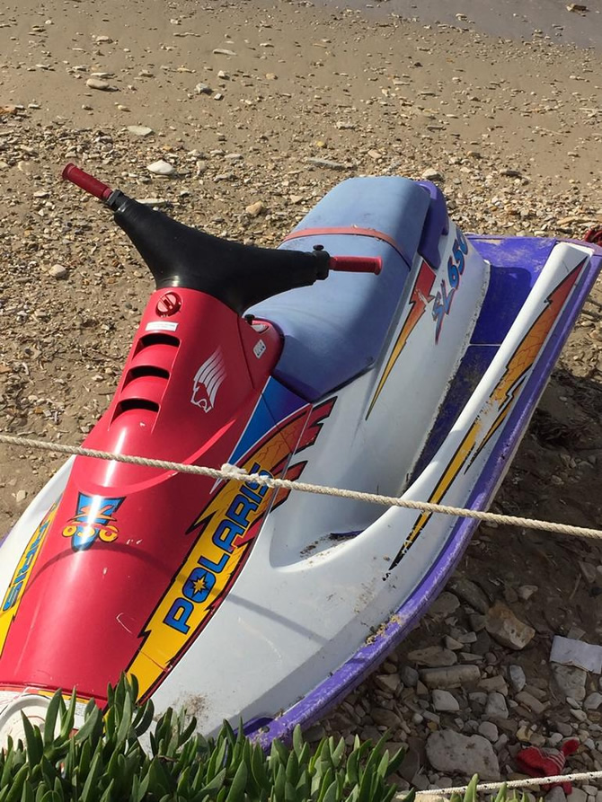 kacak_jetski-001.jpg kacak_jetski-001.jpg