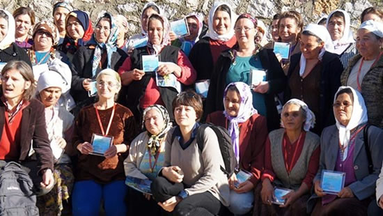 kadin_balikci1.20131223120700.jpg kadin_balikci1.20131223120700.jpg