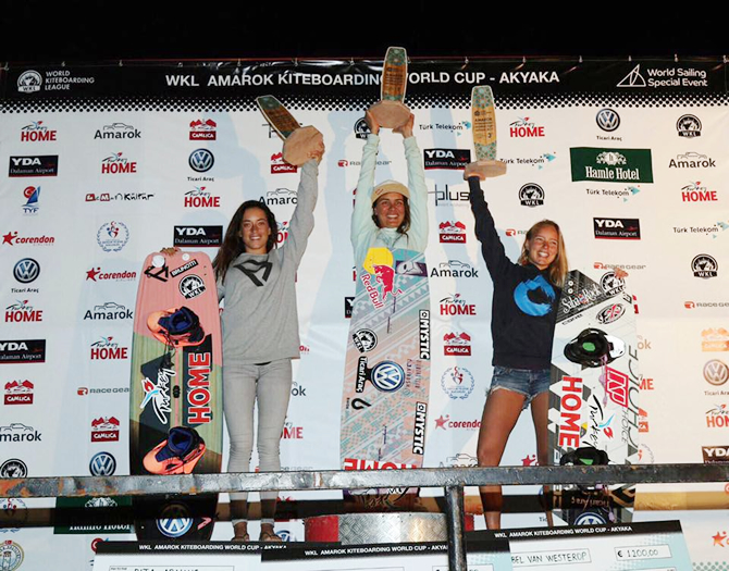 kiteboard_4.jpg kiteboard_4.jpg