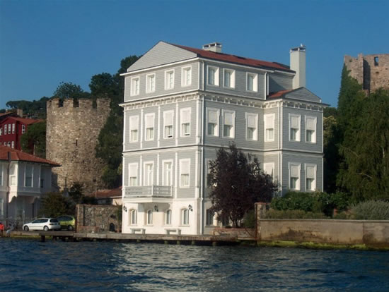 komodor-remzi-bey-yalisi.jpg