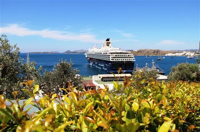 kruvaziyer3-001.jpg kruvaziyer3-001.jpg