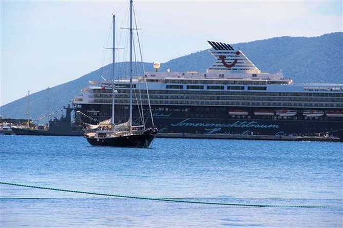 kruvaziyer7-001.jpg kruvaziyer7-001.jpg