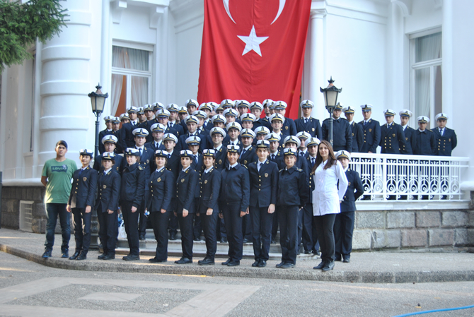 ktu_3-001.jpg ktu_3-001.jpg