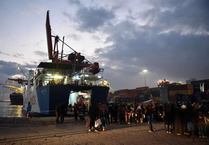 mersin_limani_feribot_denizhaberajansi_4.jpg mersin_limani_feribot_denizhaberajansi_4.jpg