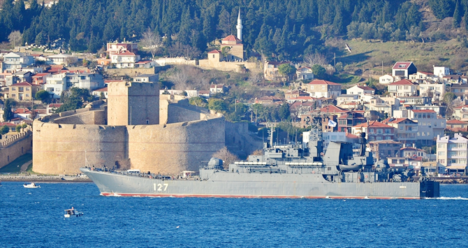 minsk-isimli-gemi-canakkale-bogazindan-gecti_3.jpg minsk-isimli-gemi-canakkale-bogazindan-gecti_3.jpg