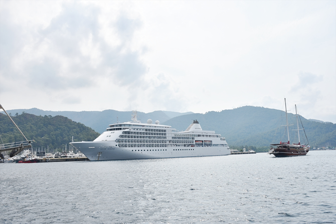 ms-silver-whisper,-marmaris-limanina-yanasti_1.jpg